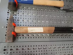 Hammer holder hook for pegboard from Mars Svratka
