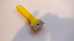 Razor Blade Holder