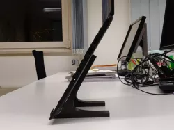 Tall 60° laptop/tablet stand for 14" or less