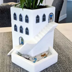 Tower Planter with Moat