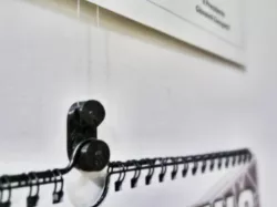 No-Nail Wall Bracket