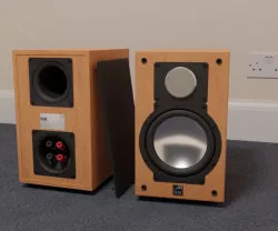 Elac CL82i  Hifi Speaker (German)