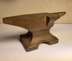 blacksmith anvil  enclume de forgeron