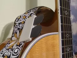 Guitar Pick Strap Holder