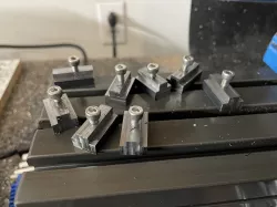 T NUT 1/4"