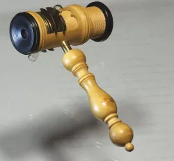 Screwbarrel Microscope