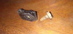 Tuerca plastica TOYOTA modelo 80