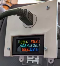 Voltage Meter