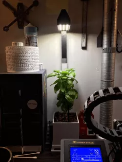 LED Planter - V1