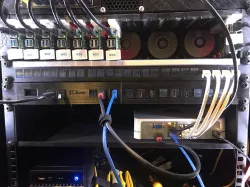 Pi-Kvm 4 port ezcoo Rack mount
