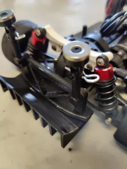 Reely tc-04 Damperbridge + further Body mount + Diffuser