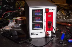 USB Laboratory power supply for monitoring power feed