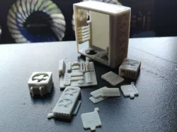 1/10 Scale Miniature PC (With Internal Components)