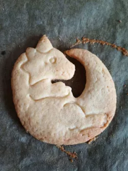 Cookie Cutter Dragon (Twitch: KatsumiKatsu)