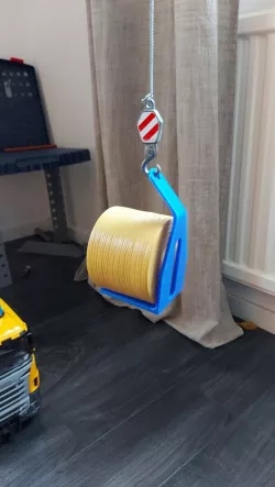 Crane pallet forks, toy scale 1:16