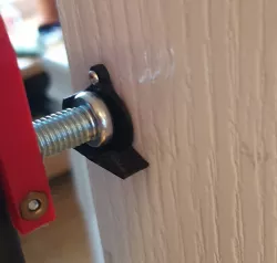 Gate catch/latch