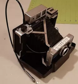 Polaroid cable release adapter