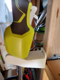 Ryobi 40V trimmer wall mount