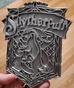 Slytherpuff House Crest