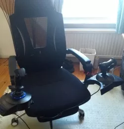 Thrustmaster HOTAS chair clamp adaptor