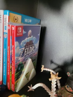 Triforce book holder 