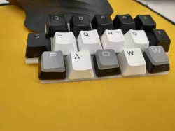 16 keycaps holder