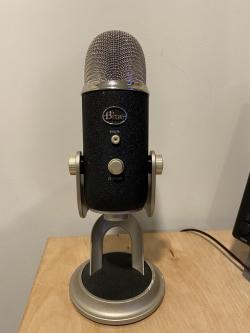 Free 3D file Blue Yeti Microphone + Neewer NW (B-3) pop filter