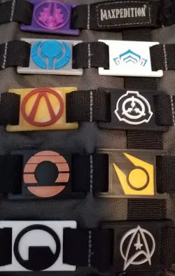 Customizable MOLLE/PALS Badge