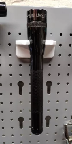 Flashlight pegboard wall holder - Taschenlampen Lochwand Halterung