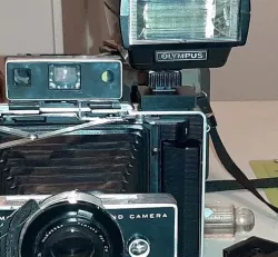 Polaroid 400 series flash adapter