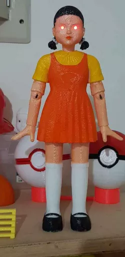 Squid Game Giant Doll with moving head and burning eyes 魷魚遊戲-123木頭人（轉頭+灼眼）