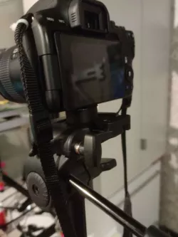 Tripod mount for bosch