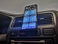 Clever Phone Vent Mount - Nissan Almera N15