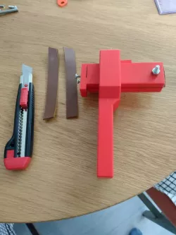 Leather Strap Cutter, hidden blade