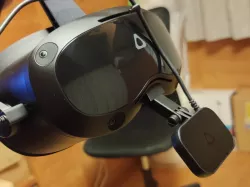 Vive Focus3 Facial Tracker Mount
