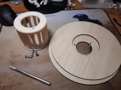 Filament spool