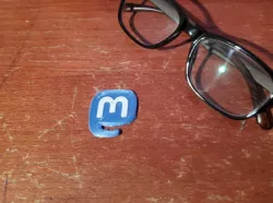 Mastodon (federated decentralized microblogging network) logo