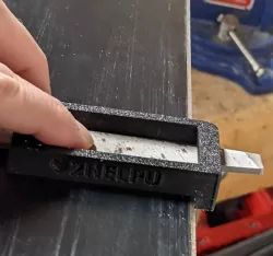 Ski sharpener - base edge 1 degree angle