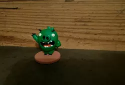 Angry bird scary pig