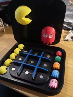 Case for Pac Man Tic Tac Toe