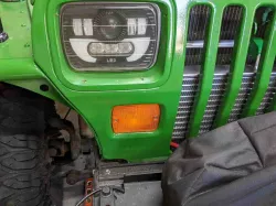 Jeep YJ front turn signal light housing