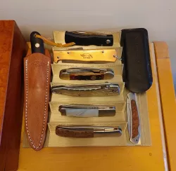 Knife Stand/DIsplay
