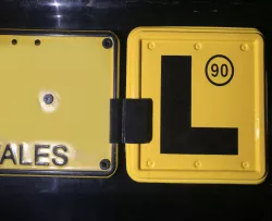 L and P Plate Clip (Australian)