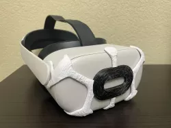 Quest 2 camera cover - tribute edition