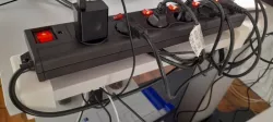 Steckdosenleiste Halterung - Power Strip - Power Bar Mount