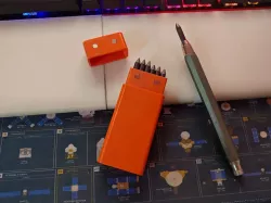 5.6mm Lead holder - Box 