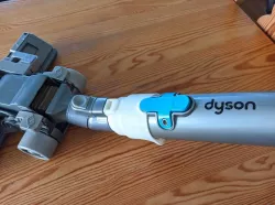 Dyson DC08 telescope locking head