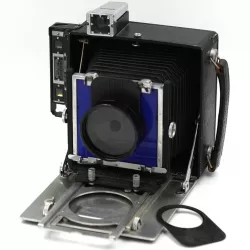 Logetar 135mm f/2.2 lens mount and apertures