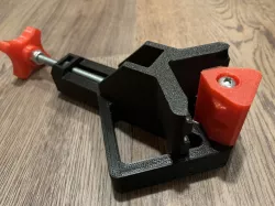 Reverse corner clamp with Pocket Hole Cutouts
