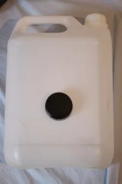 bouchon pour bidon de 5 Litre